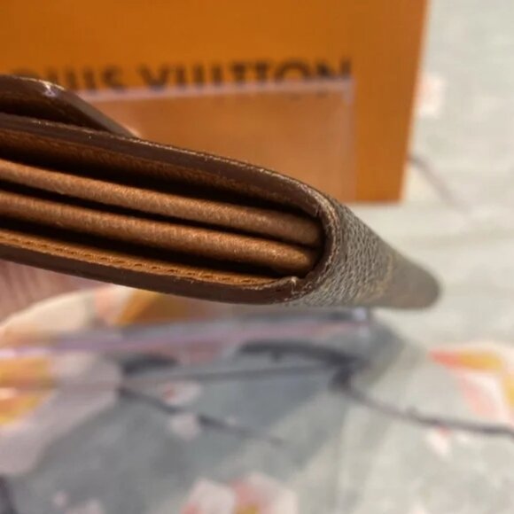 Authentic Louis Vuitton Monogram Sarah Long Wallet - Picture 6 of 12